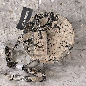 Steve Madden “Bteenie”